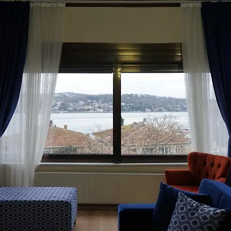 An Tale,an Dream,the Bosphorus 1