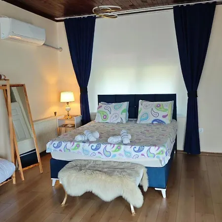 An Tale,an Dream,the Bosphorus 1 Estambul