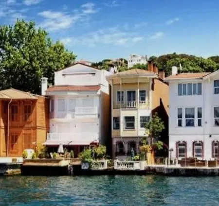 An Tale,an Dream,the Bosphorus 1 * Istanboel