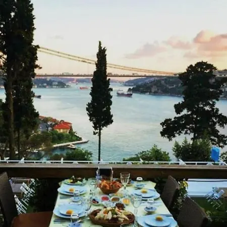 An Tale,an Dream,the Bosphorus 1 * Istanbul